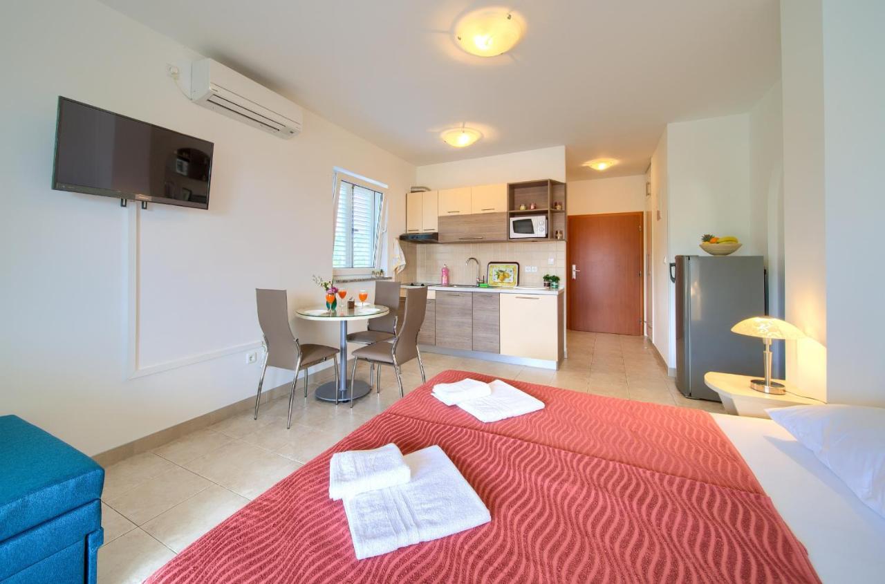 Apartments Ivica Krk Island Šilo Εξωτερικό φωτογραφία