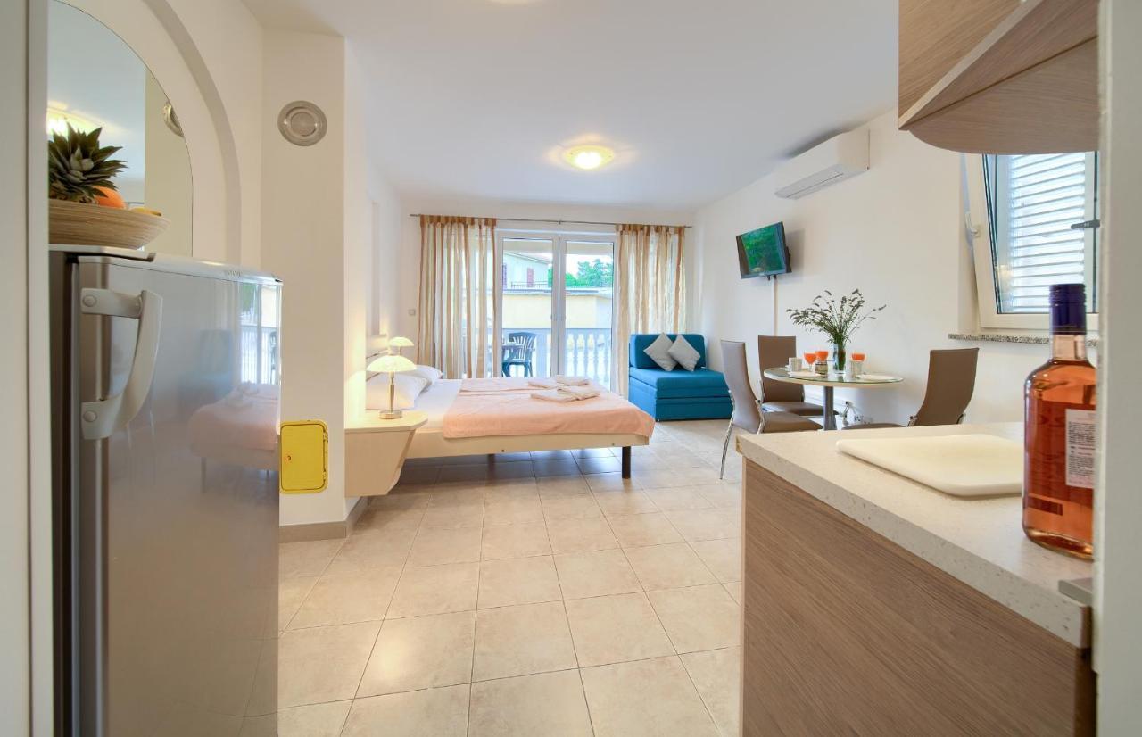 Apartments Ivica Krk Island Šilo Εξωτερικό φωτογραφία