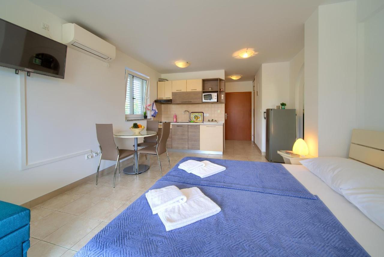Apartments Ivica Krk Island Šilo Εξωτερικό φωτογραφία